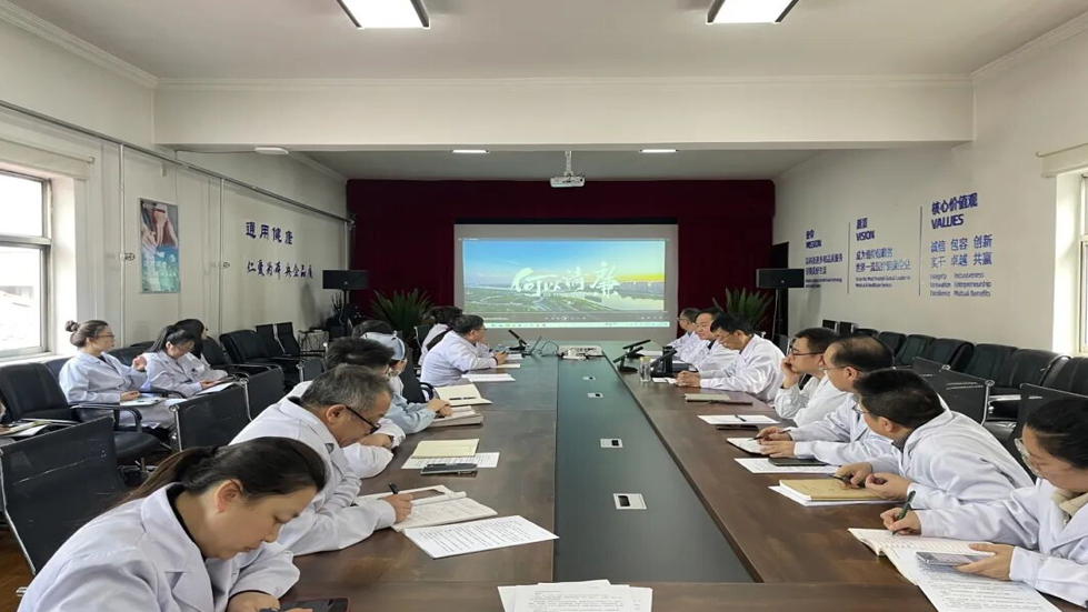 太原市第七人民医院春节前召开廉洁警示教育暨纠“四风”树新风专题会