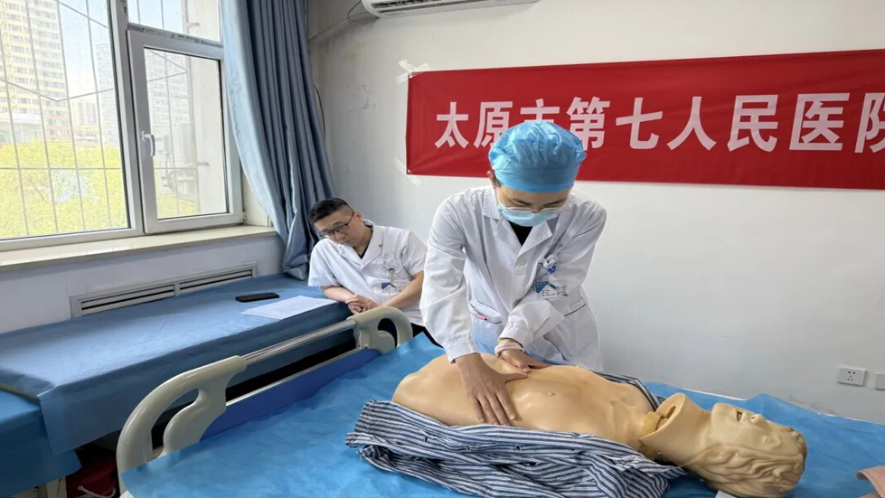 以考促练强本领，严抓三基护健康——太原市第七人民医院圆满完成2026年度“三基三严”技能考核